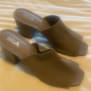 Mia Womens Hillary Heels